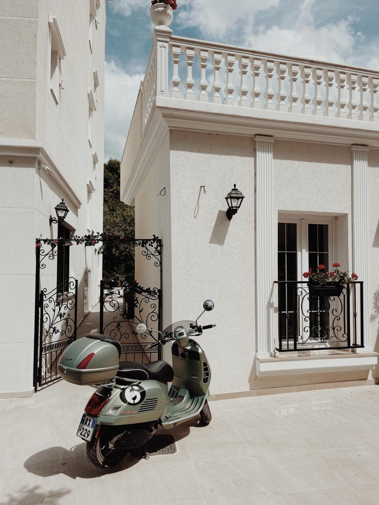 Ruby Palace Vlore Exterior photo